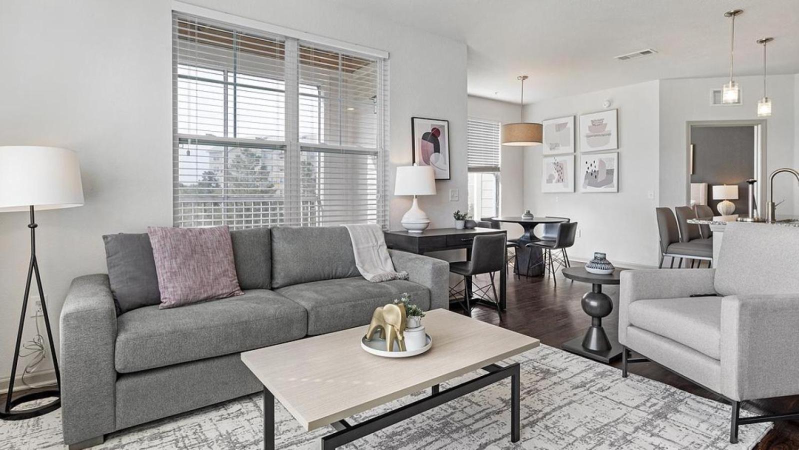 Landing At Center 301 - 2 Bedrooms In Belton Esterno foto